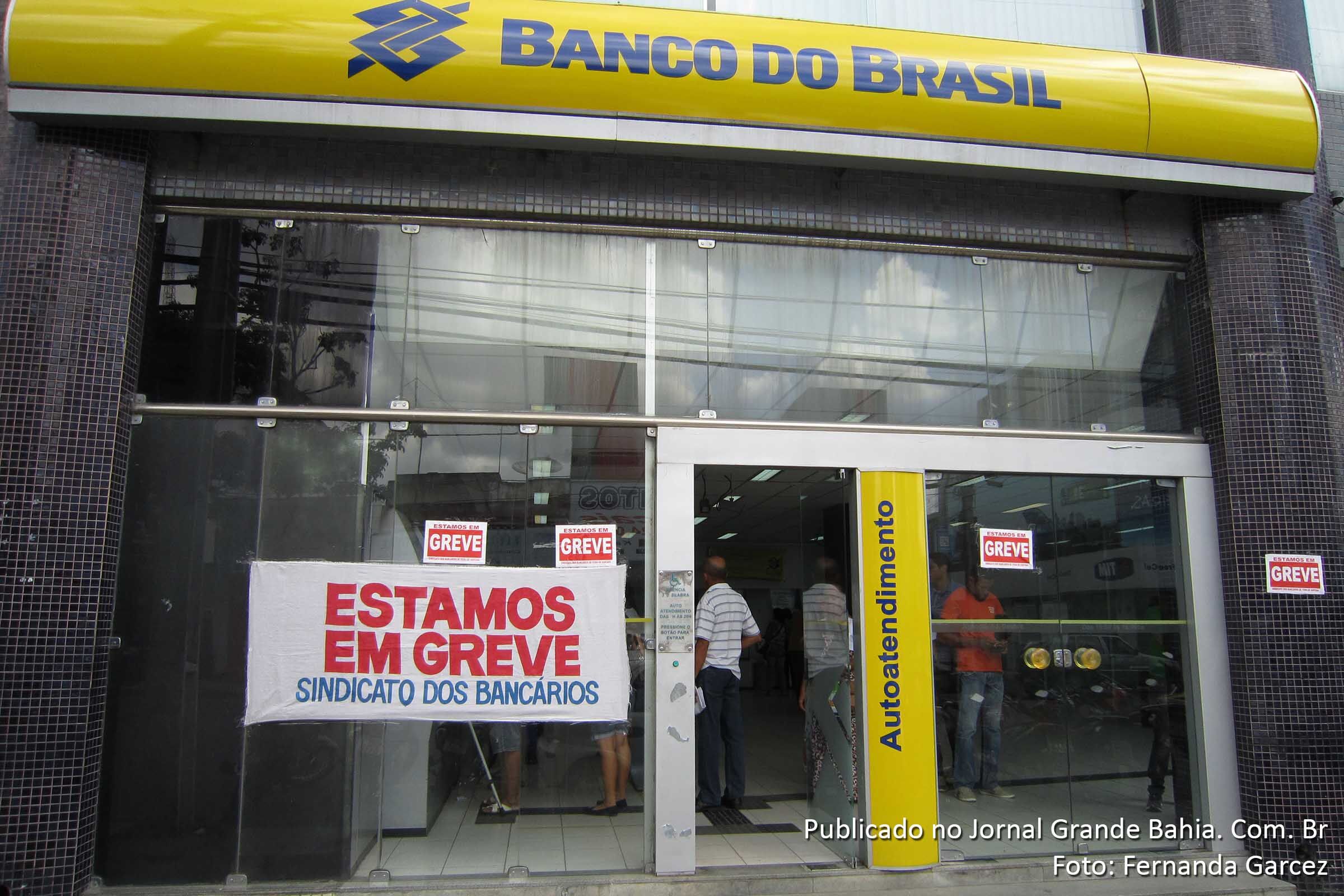Greve dos bancários paralisa 60 agências da Caixa e Banco do Brasil na Paraíba