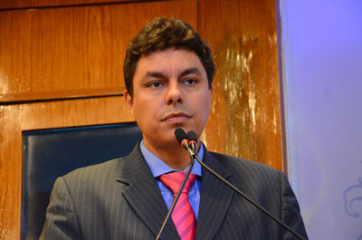 Raoni Mendes defende proibição de caixas de som portáteis nas praias para reduzir poluição sonora em João Pessoa