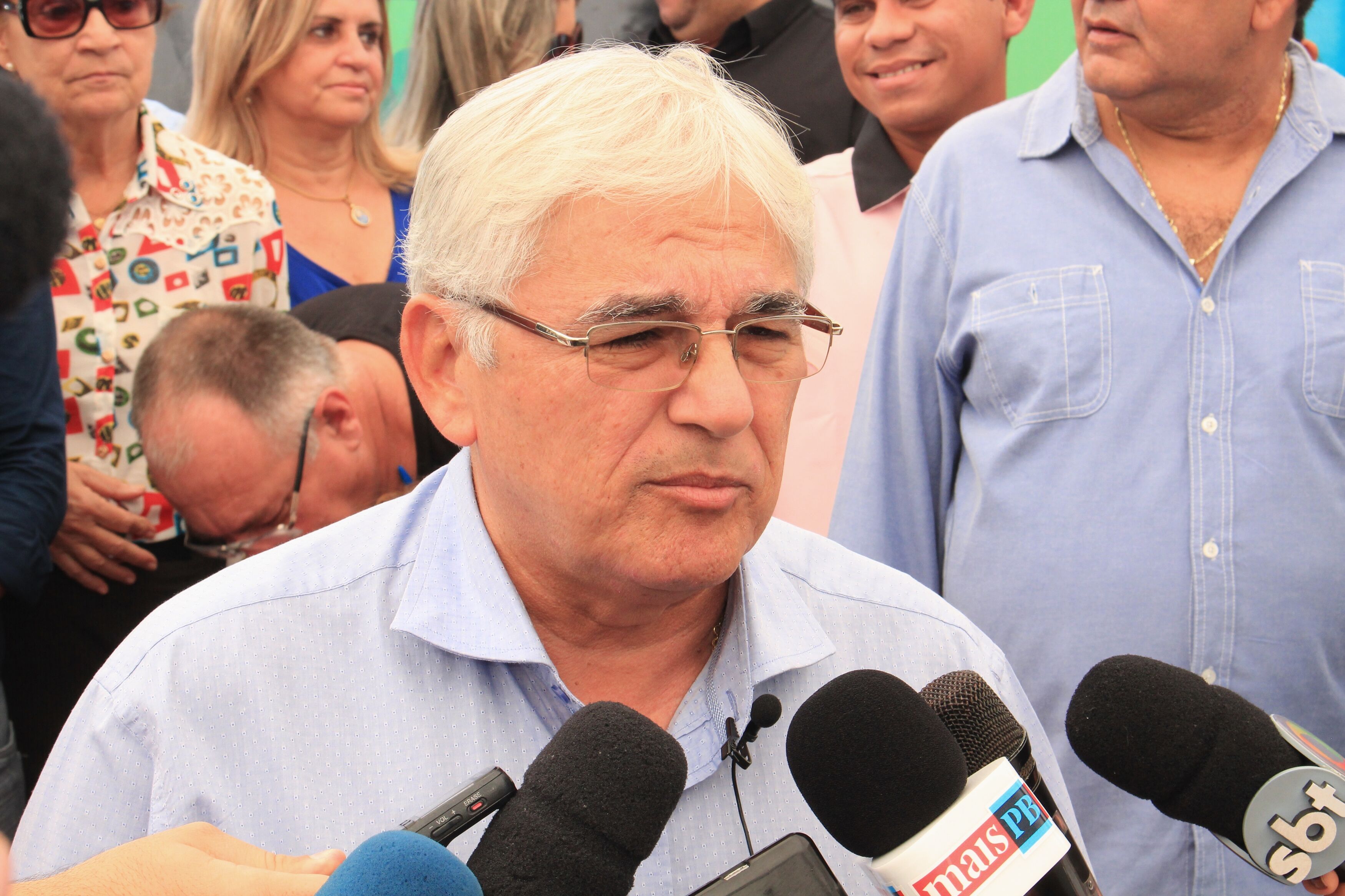 Efraim Morais prevê união entre Efraim Filho e Pedro Cunha Lima com Romero Rodrigues 