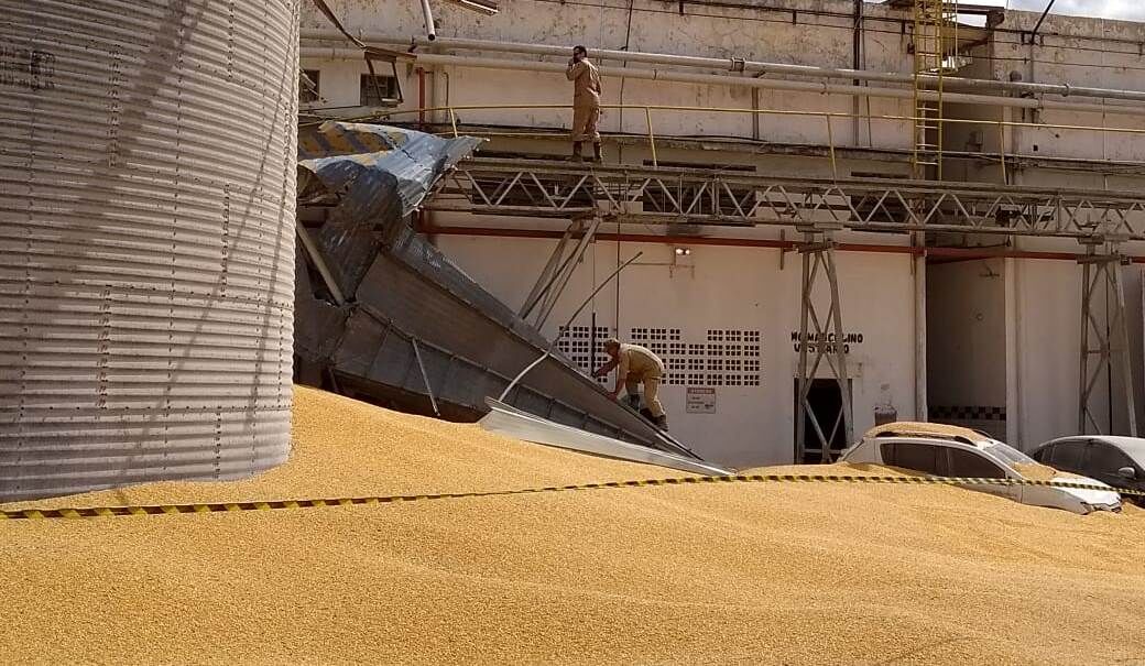 Silo de milho em fábrica de Campina Grande rompe e deixa um funcionário morto após soterramento