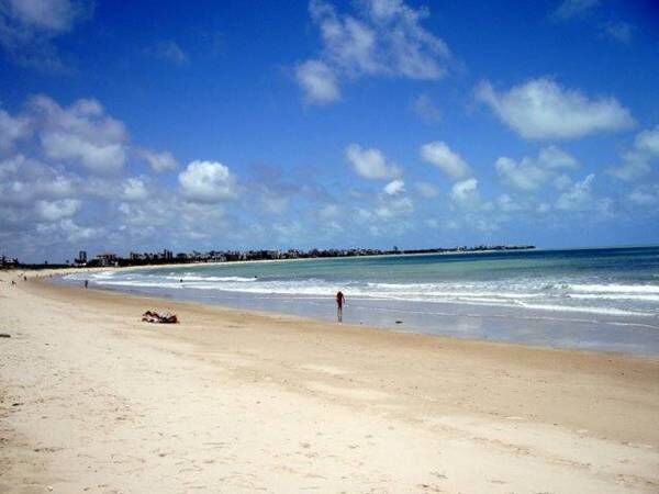 Piscina flutuante com 25 metros de comprimento será instalada na Praia do Bessa, em João Pessoa; entenda