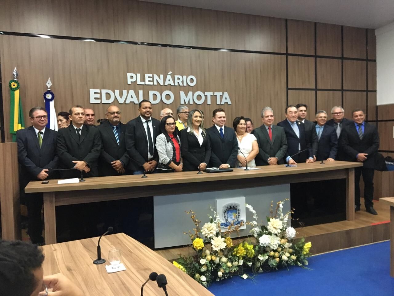 Sales Júnior toma posse no cargo de prefeito de Patos e antecipa intenção de reforma administrativa