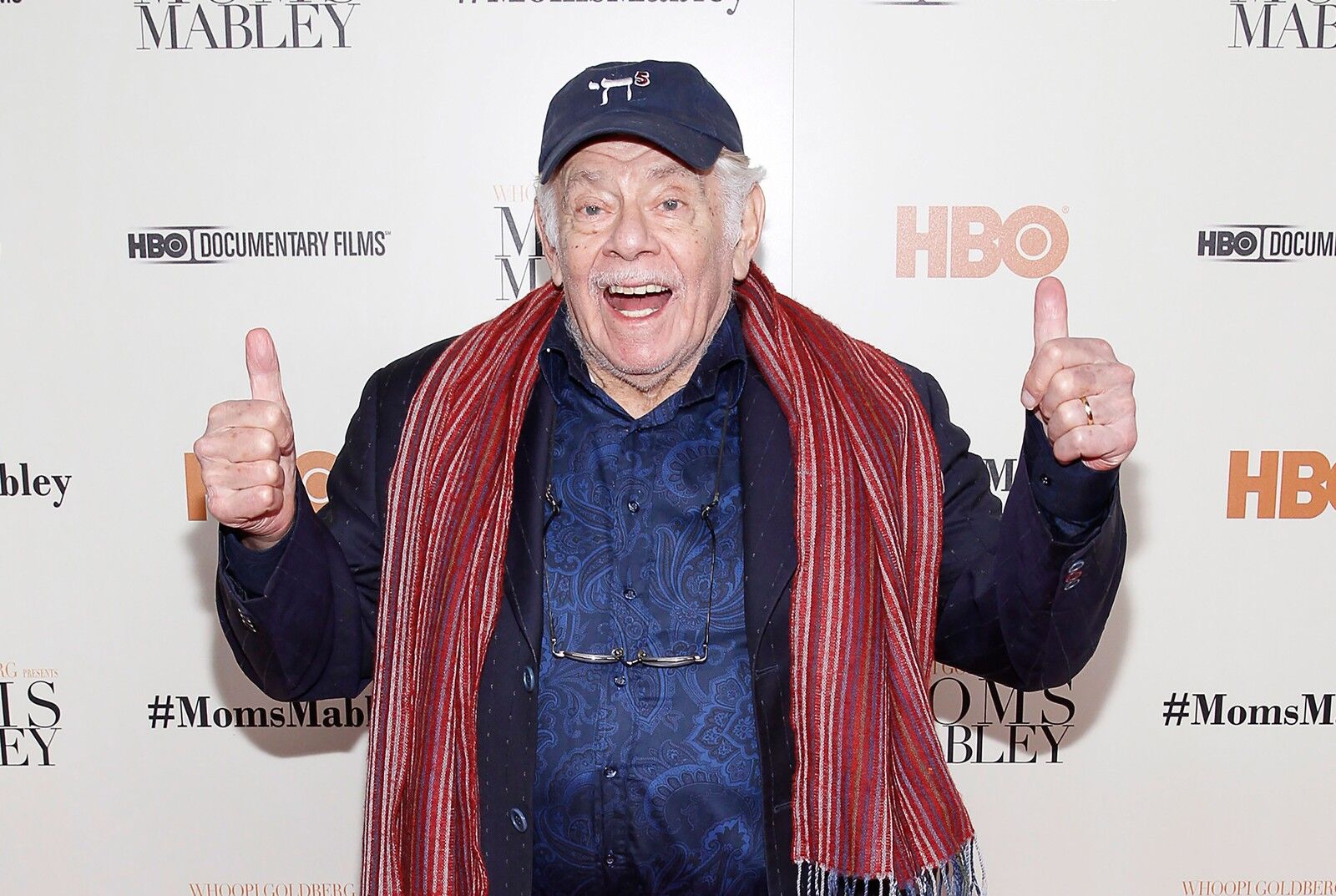 Jerry Stiller, comediante e ator de 'Seinfeld', morre aos 92 anos Jerry Stiller, comediante e ator de 'Seinfeld', morre aos 92 anos