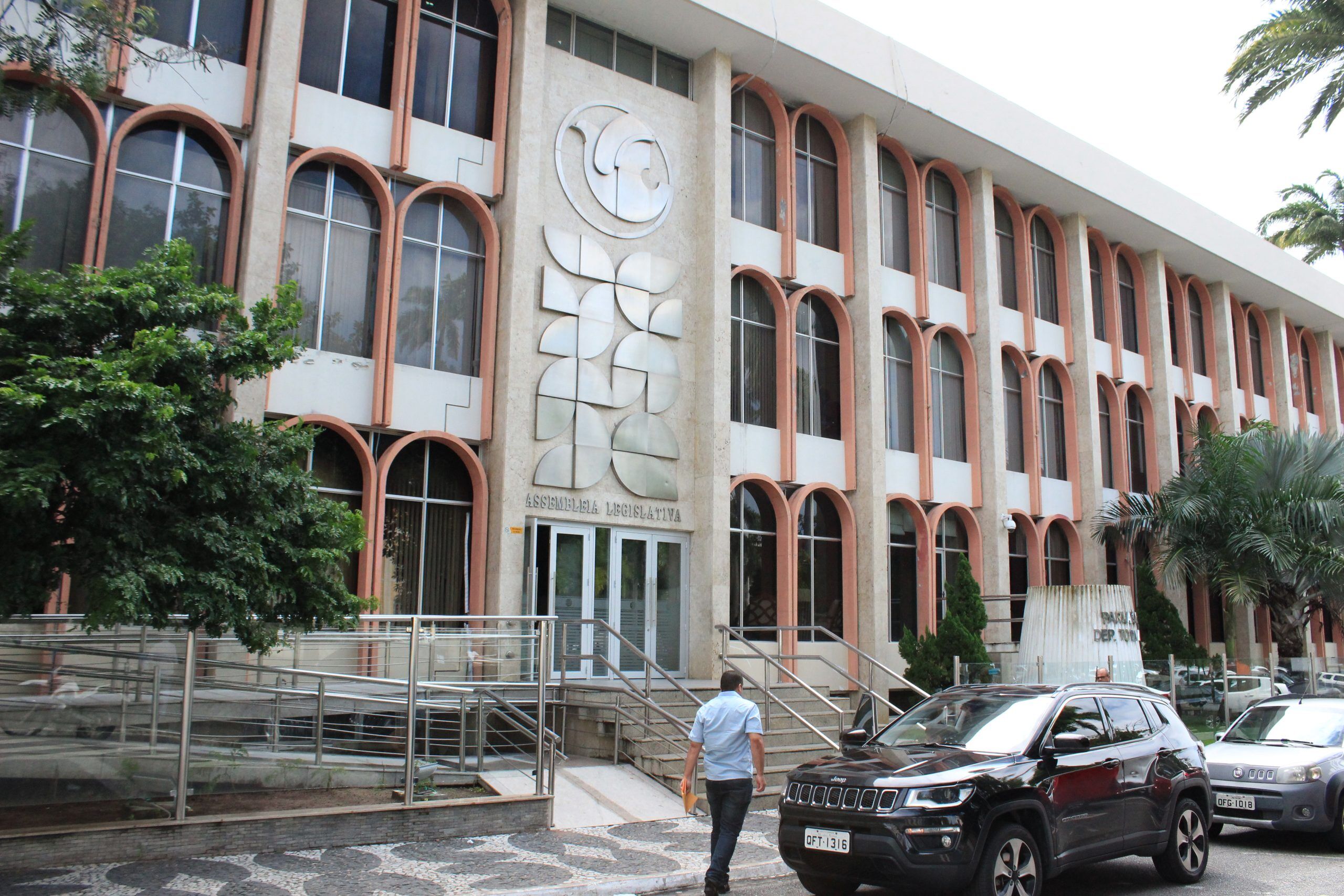 Assembleia Legislativa da Paraíba vai adquirir prédio vizinho para construção de mais um anexo Assembleia Legislativa da Paraíba vai adquirir prédio vizinho para construção de mais um anexo