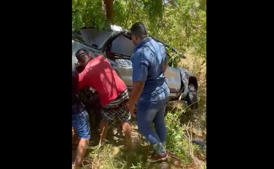 Acidente em Belém do Brejo do Cruz deixa cinco mortos, incluindo mãe e sobrinhos do prefeito
