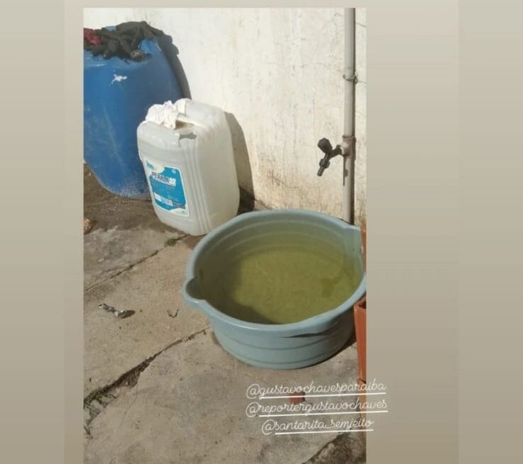 Moradores de Santa Rita completam uma semana sem água e, onde há fornecimento, água sai da torneira com coloração escura e aspecto barrento