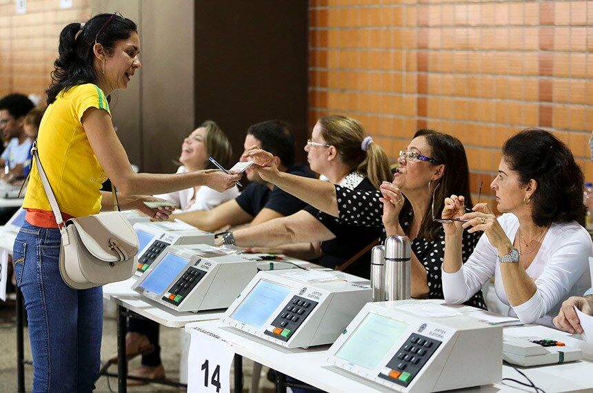 Termina hoje prazo para juízes publicarem edital com nomeados para atuar nas eleições