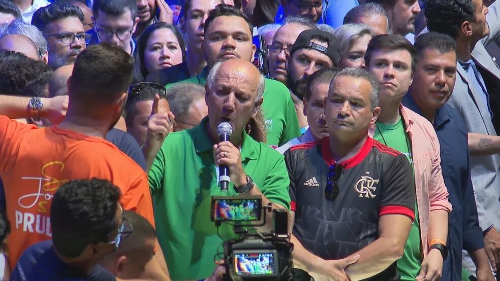 Ministro do STJ volta a proibir ex-governador Arruda de concorrer nas eleições