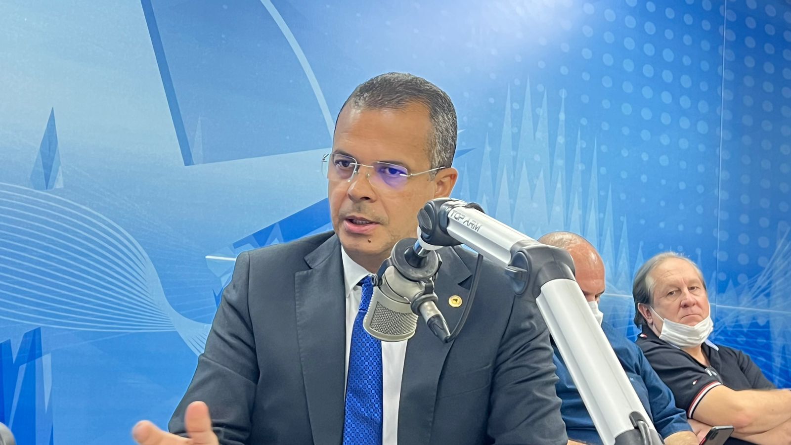 Deputado Jutay Menezes diz que seu nome apareceu em duas listas, mas reforça apoio a Adriano Galdino e Branco Mendes na Assembleia