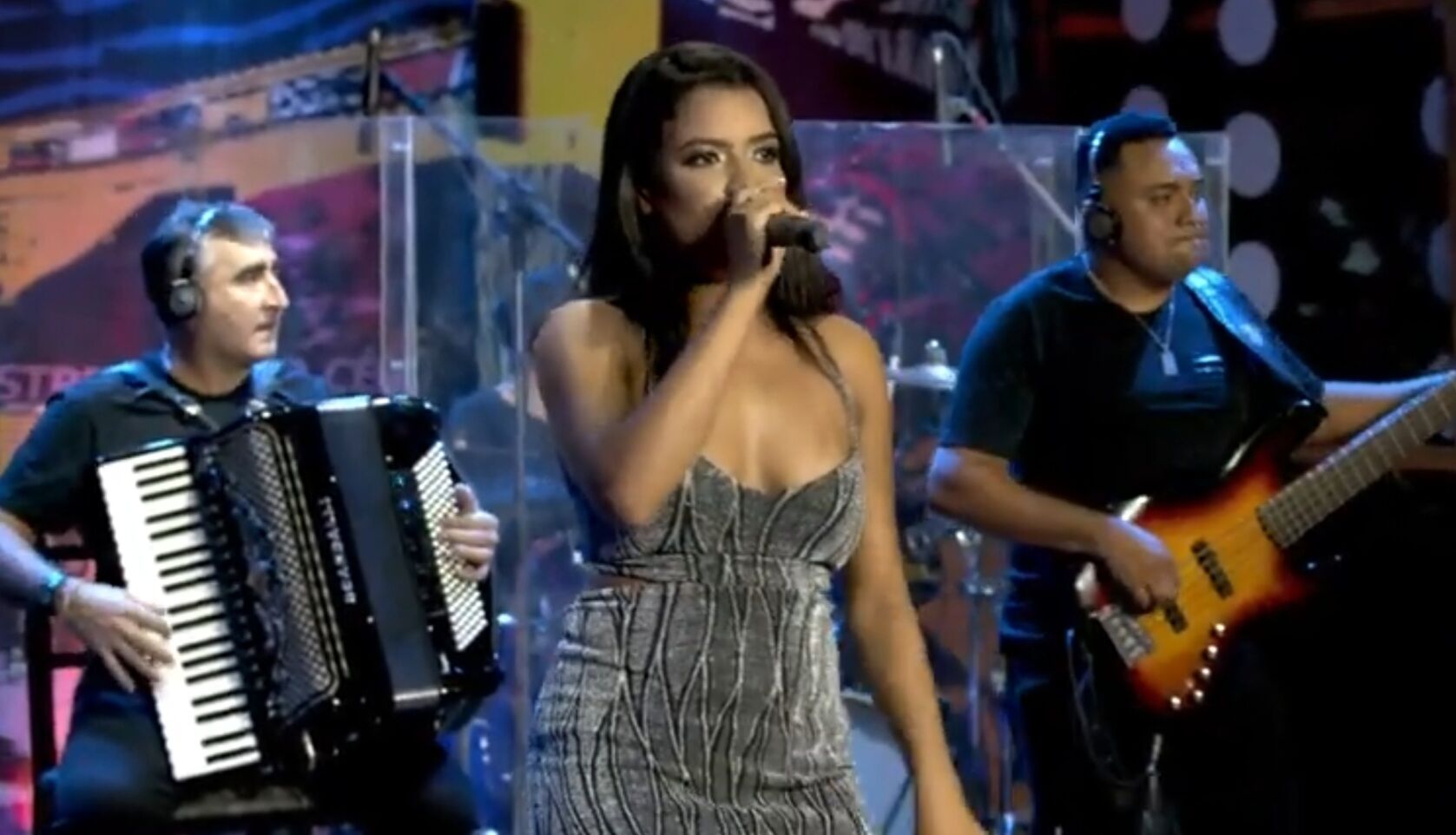 Paraibana de Bonito de Santa Fé é escolhida nova voz da banda Mastruz com Leite