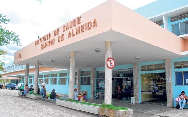 ISEA em Campina Grande sofre queda de energia, bebês e mães são transferidos e Prefeitura inicia reparos ISEA em Campina Grande sofre queda de energia, bebês e mães são transferidos e Prefeitura inicia reparos