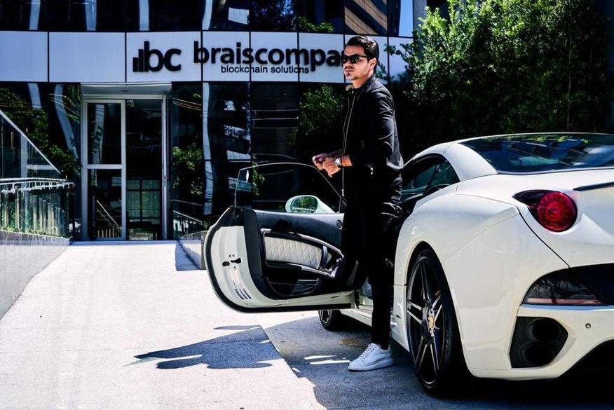 Ostentando vida de luxo e suspeitos de golpe, donos da Braiscompany receberam mais de R$ 15 mil do Bolsa Família