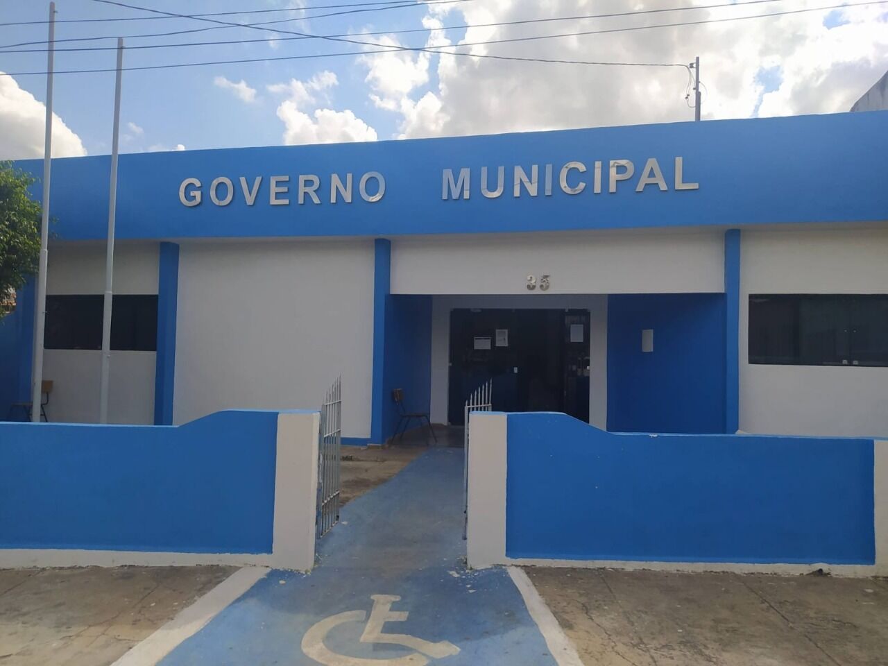 Cidade com 6 mil habitantes gasta R$ 235 mil com três horas de shows, na Paraíba