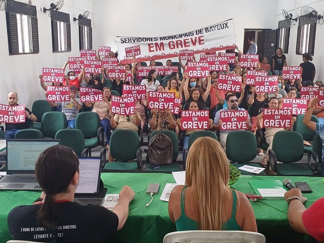 Em greve, Servidores de Bayeux realizam assembleia amanhã para debater sobre precatatórios do Fundef