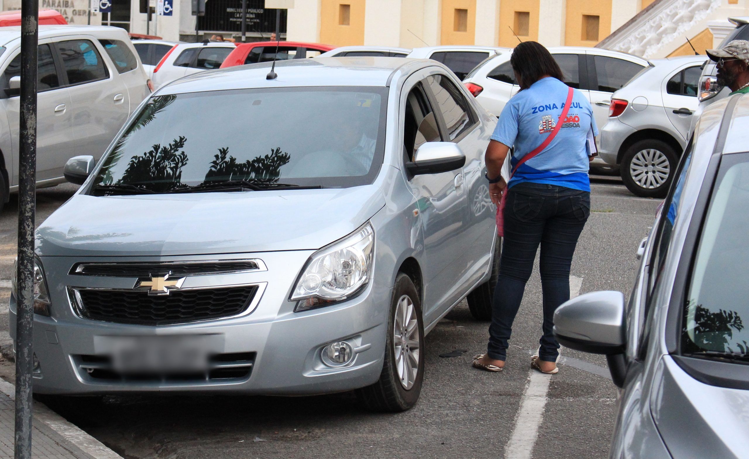 Zona Azul em João Pessoa retorna com tarifa de R$ 3 e estacionamentos em Mangabeira, Orla e Centro Zona Azul em João Pessoa retorna com tarifa de R$ 3 e estacionamentos em Mangabeira, Orla e Centro