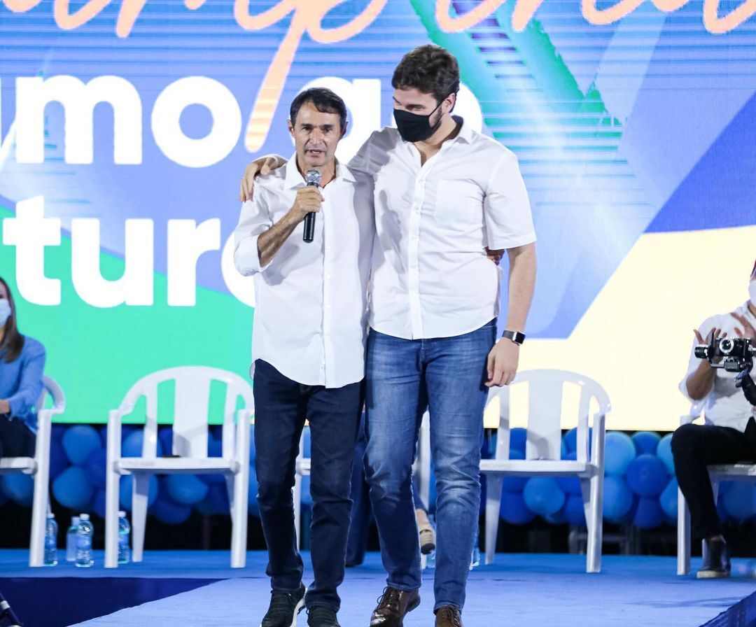 Bruno Cunha Lima nega desavenças com Romero Rodrigues e diz que tem “gente incomodada com a força” dos dois Bruno Cunha Lima nega desavenças com Romero Rodrigues e diz que tem “gente incomodada com a força” dos dois