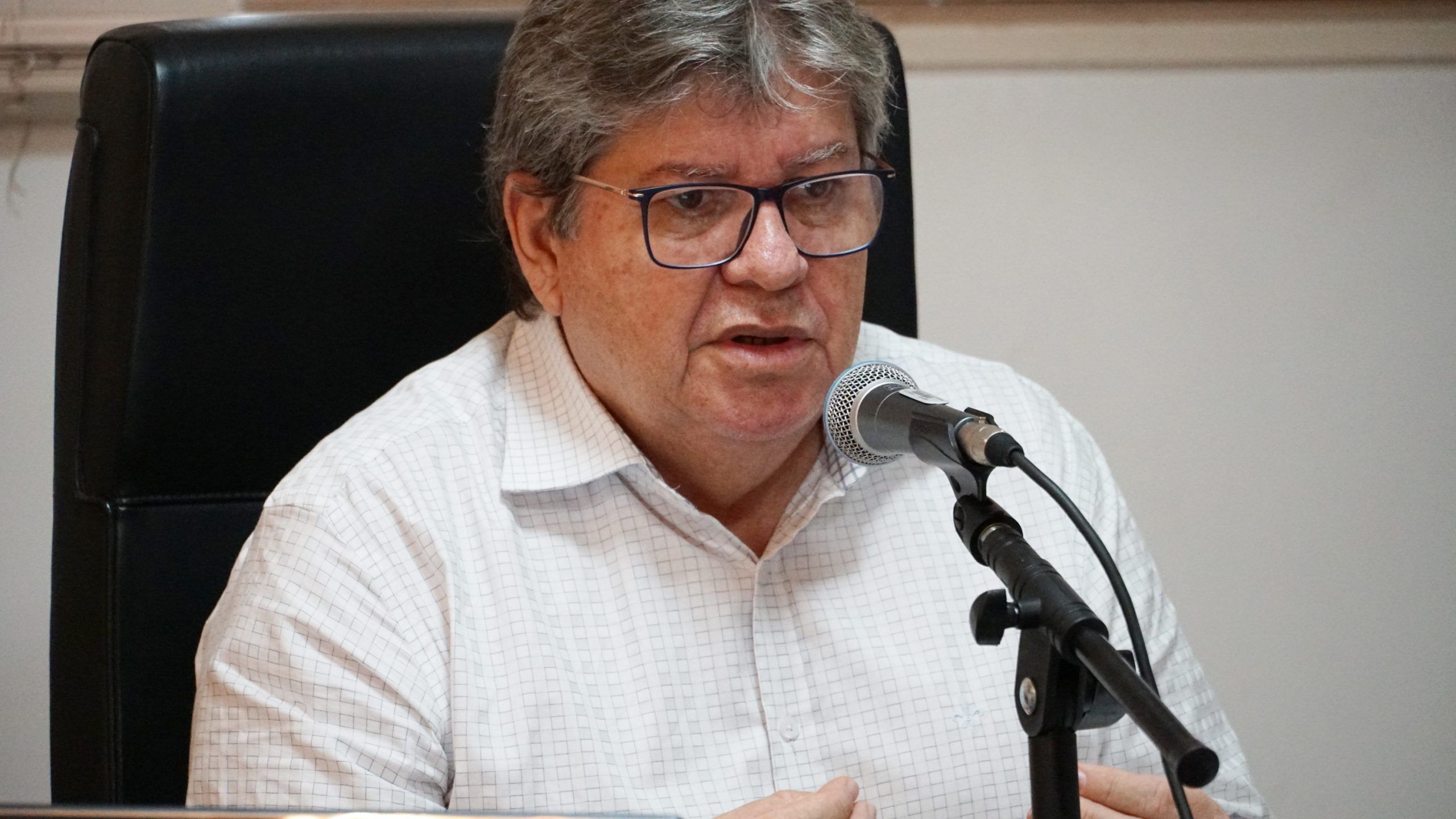 João Azevêdo confirma cancelamento de ponto facultativo do Carnaval em 2021