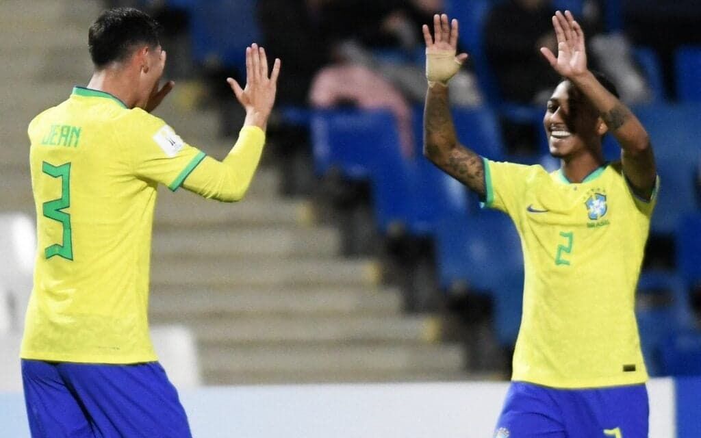 Brasil sofre virada e é eliminado por Israel da Copa do Mundo Sub-20 Brasil sofre virada e é eliminado por Israel da Copa do Mundo Sub-20