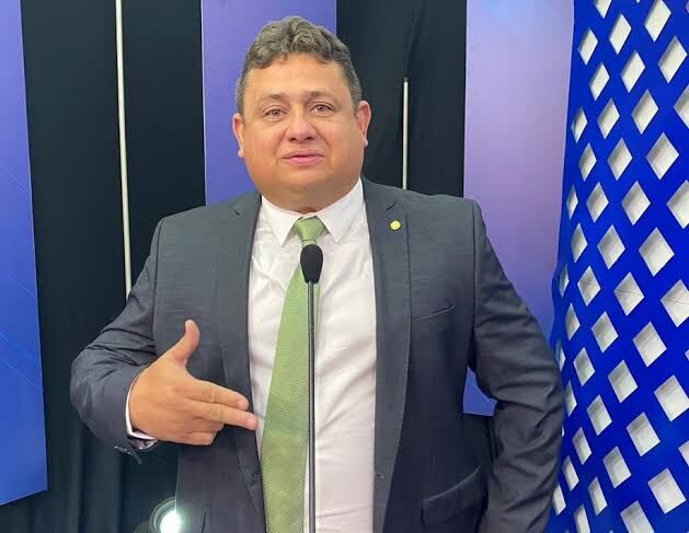 Wallber Virgolino reclama que não foi informado da agenda de Queiroga em João Pessoa e não vai buscá-lo no aeroporto