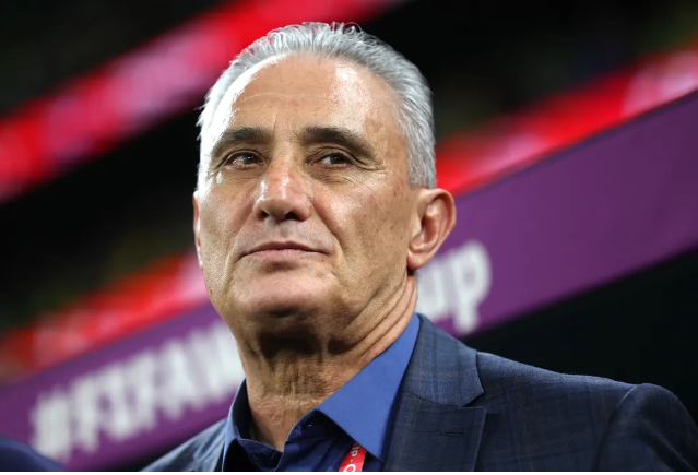 Botafogo sonda Tite após saída de Luís Castro; Bruno Lage segue como plano A Botafogo sonda Tite após saída de Luís Castro; Bruno Lage segue como plano A