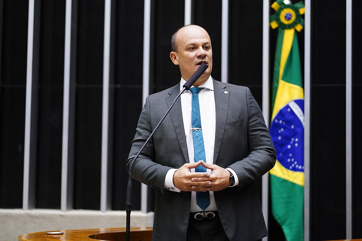 Cabo Gilberto, Muito, Deputado ficha limpa