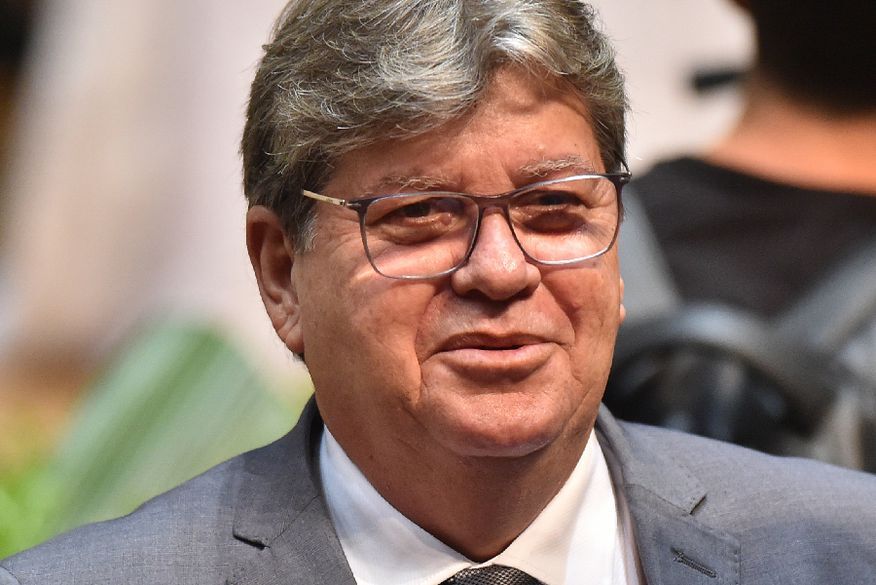 João Azevêdo se reúne com deputados atuais e novatos em João Pessoa João Azevêdo se reúne com deputados atuais e novatos em João Pessoa