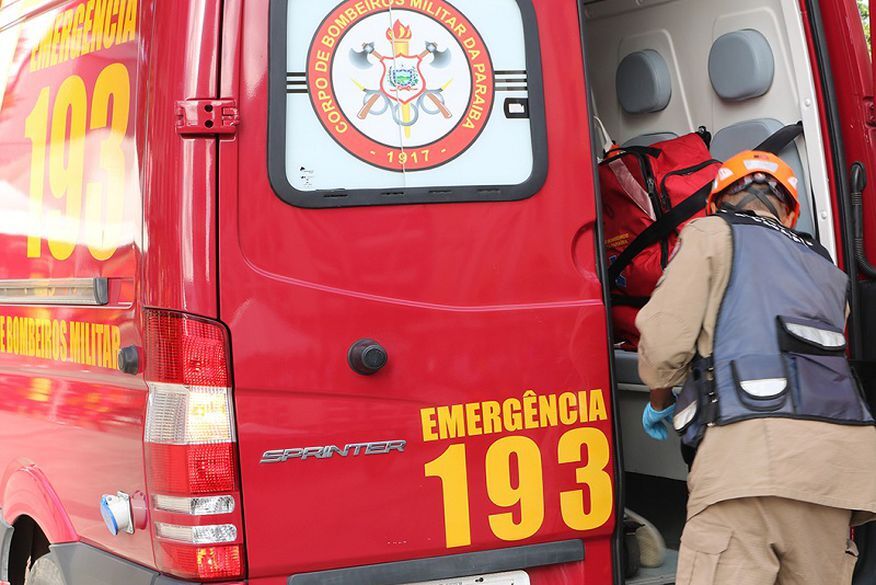 Mulher morre após cair dentro de fossa na Praia do Sol
