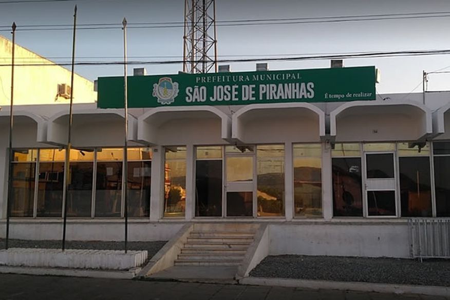 TCE quer que prefeito de São José de Piranhas explique possíveis irregularidades em gasto de R$ 4 milhões em material de construção