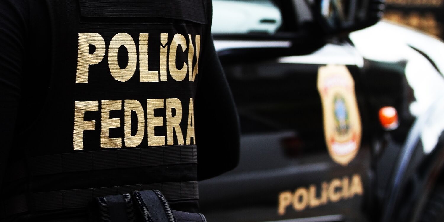 Operação da Polícia Federal investiga origem de R$ 173 mil que foram apreendidos na véspera das Eleições na Paraíba