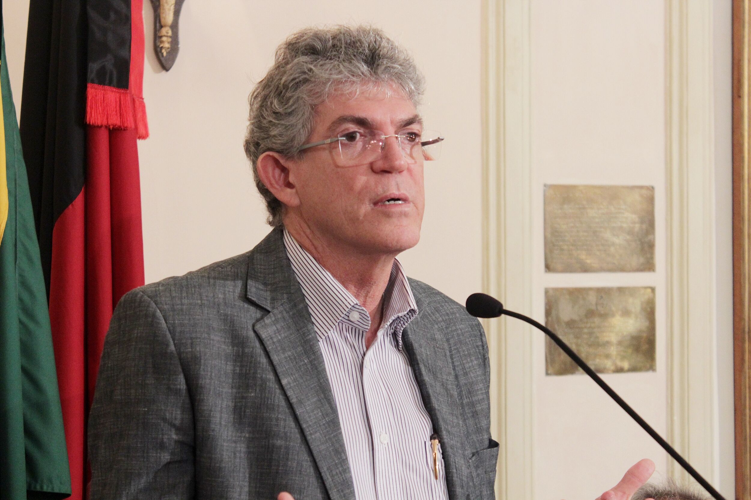 TCE-PB envia à Justiça Eleitoral lista com nome do ex-governador Ricardo Coutinho e de outros 427 gestores com contas rejeitadas