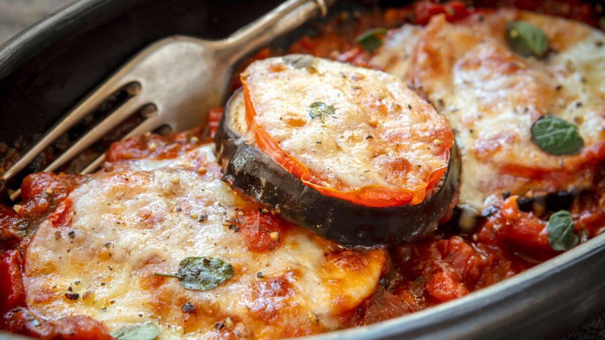 Berinjela à Parmegiana, uma receita diferente da tradicional Berinjela à Parmegiana, uma receita diferente da tradicional