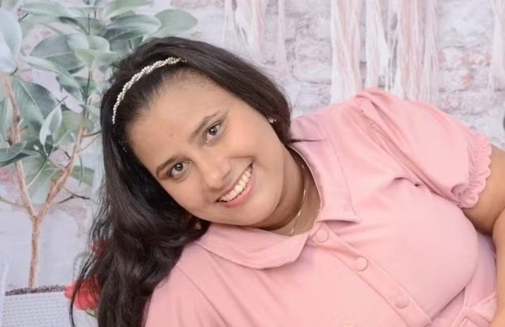 Mulher morre dez dias após ficar internada ao se queimar fritando ovo Mulher, Ovo, óleo