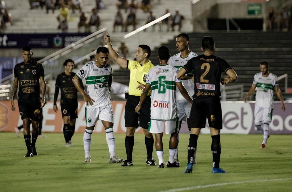 Botafogo-PB sofre virada para o Altos e perde invencibilidade na Copa do Nordeste Botafogo-PB 1x2 Altos - Copa do Nordeste