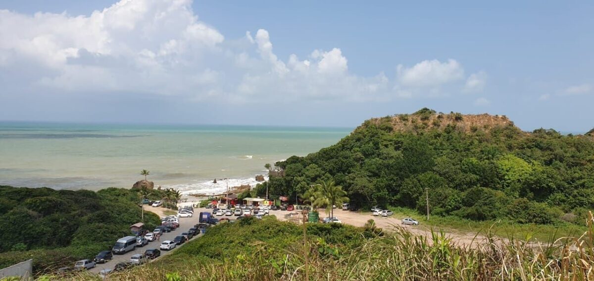 Mar 'engoliu' quase 20 metros da faixa de areia na praia de Tambaba, em Conde, mostra estudo Tambaba, Praia, Mar, Erosão, Conde