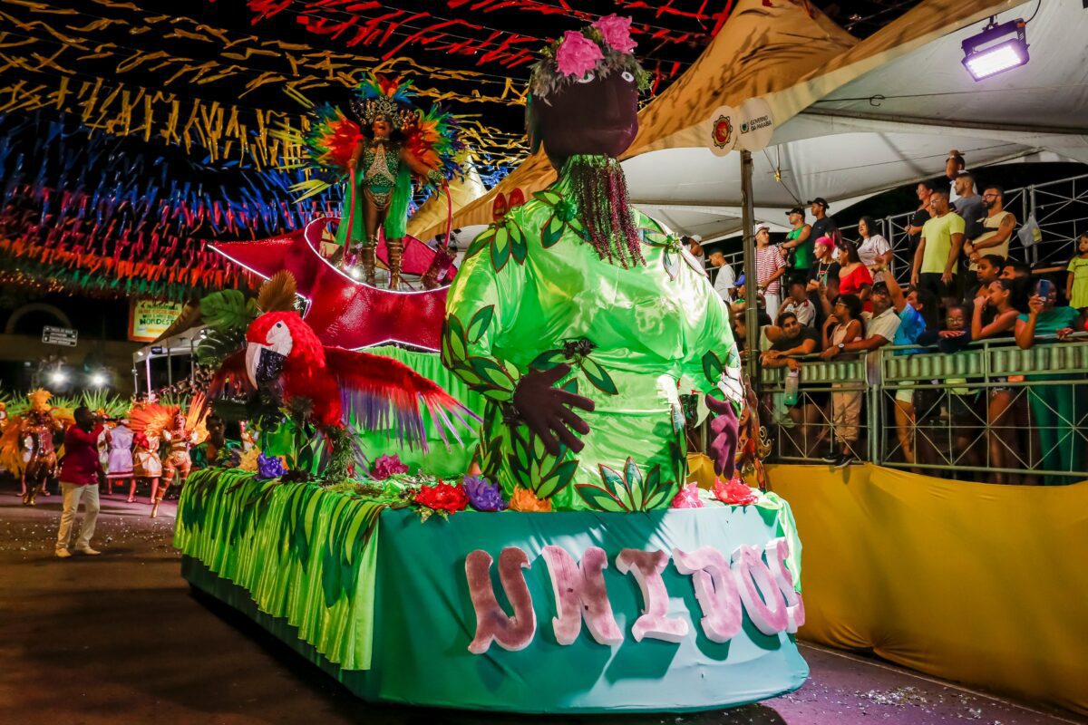 Unidos do Roger é pentacampeã do Carnaval Tradição de João Pessoa Presidente da Liga Carnavalesca de João Pessoa diz que expectativa é que 25 mil pessoas assistam os desfiles do Carnaval Tradição