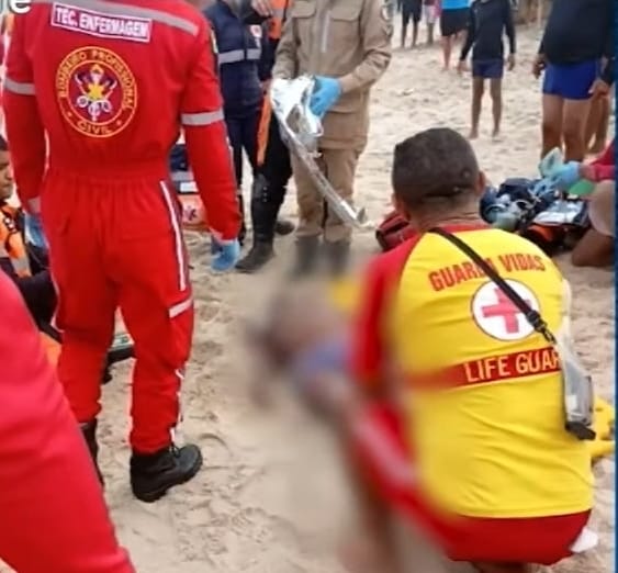 Homem embriagado morre afogado na praia de Jacumã nesta segunda Homem sob efeito de álcool morre afogado em Jacumã.