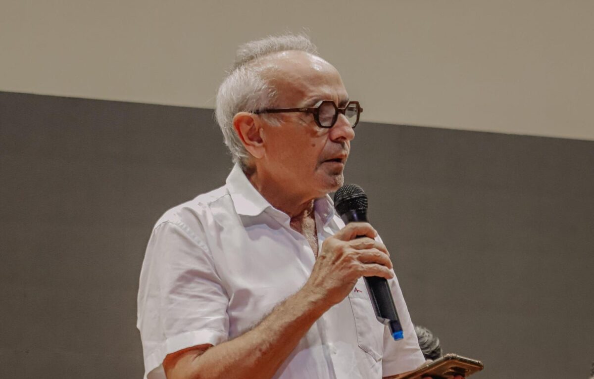 Prefeitura de João Pessoa define comissão para supervisionar serviços contratados pelo Hospital Napoleão Laureano, após denúncias de irregularidades Prefeitura de João Pessoa define comissão para supervisionar serviços contratados pelo Hospital Napoleão Laureano, após denúncias de irregularidades