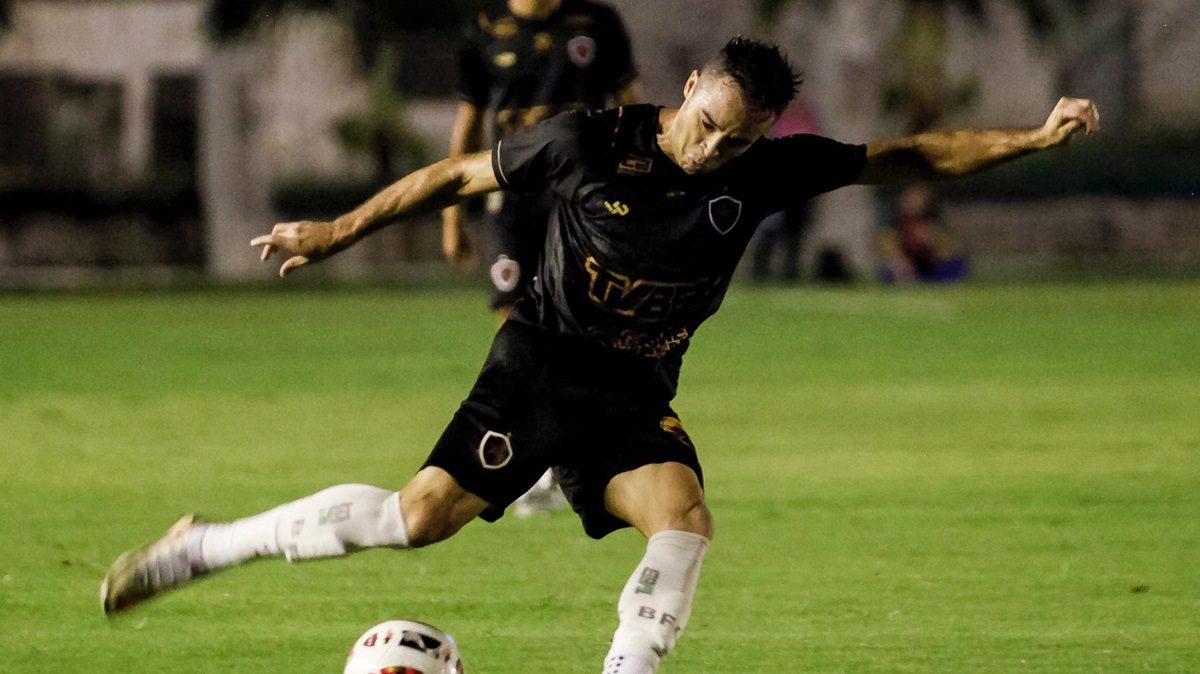 Botafogo-PB e Serra Branca empatam na ida da semifinal do Paraibano Botafogo-PB x Serra Branca - Paraibano