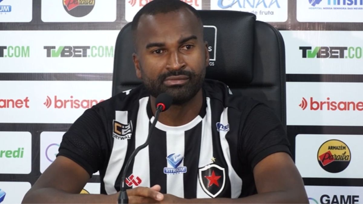 Apresentado, Reniê reconhece má fase do Botafogo-PB e projeta reencontro com as vitórias Reniê, zagueiro do Botafogo-PB