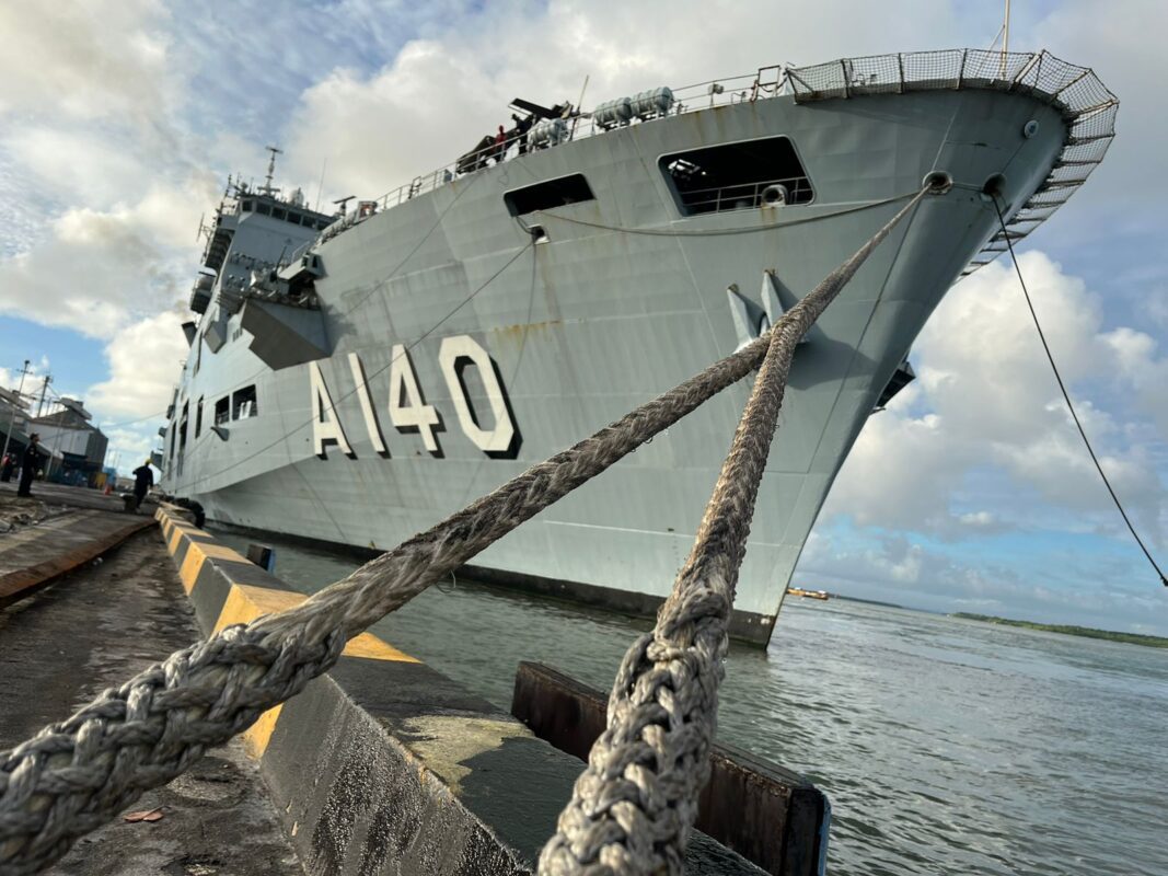 navio