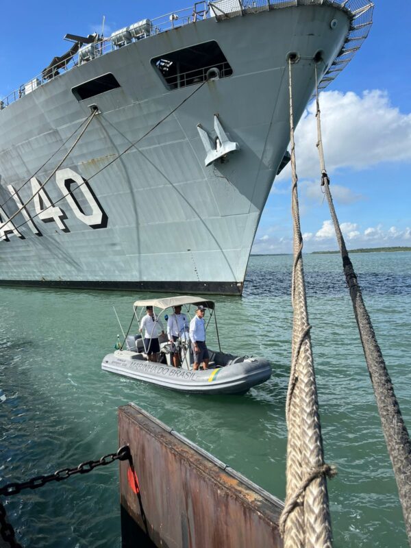 Maior navio de guerra da América Latina atracado em Cabedelo comporta 18 aeronaves e 800 militares; conheça detalhes do NAM Atlântico
