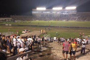 Nova iluminação em LED do Almeidão, em João Pessoa, será entregue sábado durante jogo do Botafogo-PB, revela João Azevêdo Almeidão, Torcidas, Tumulto, Botafogo-PB, Treze, Almeidão