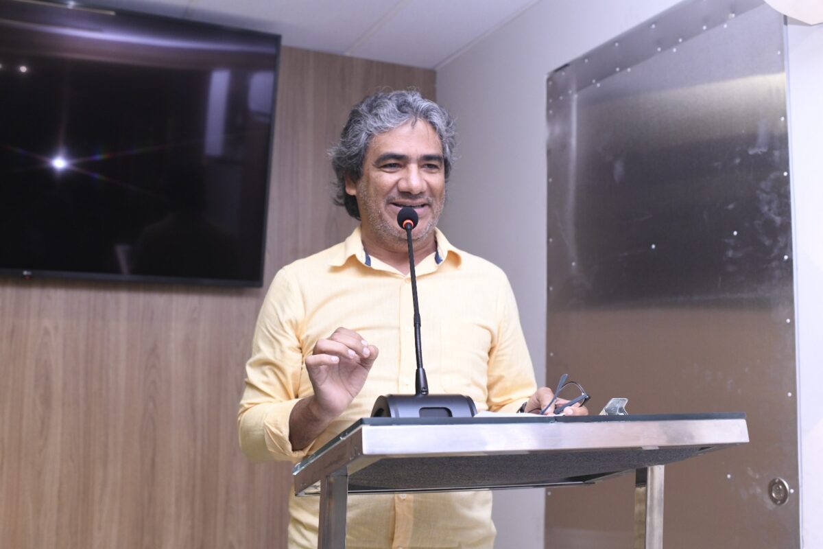 Celso Batista afasta possibilidade de desistência de pré-candidatura, em meio a apoio de ala do PSOL a Cartaxo Pré-candidato a prefeito pelo PSOL, Celso Batista não descarta aliança com Cida Ramos. (foto: divulgação/PSOL)