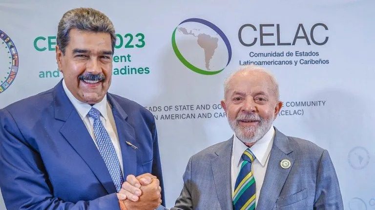 Presidente Lula bloqueou pessoalmente entrada da Venezuela nos Brics Lula e Maduro trataram de eleições; disputa por Essequibo não foi discutida, diz Planalto