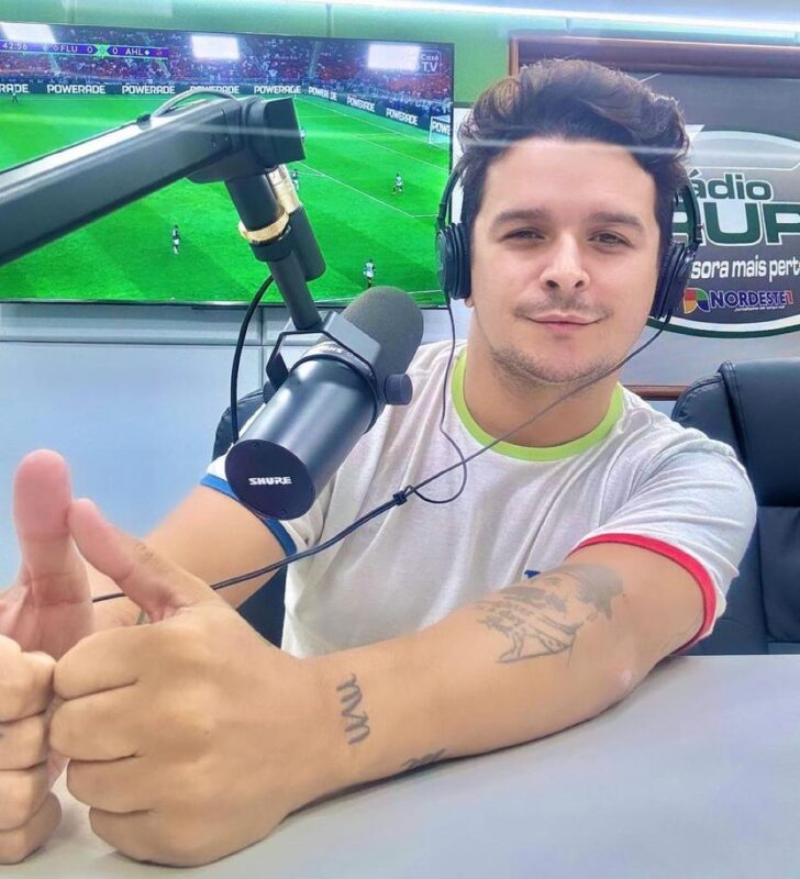 Morre jornalista e ator Roberto Di Freitas em Guarabira Morre jornalista e ator Roberto Di Freitas em Guarabira