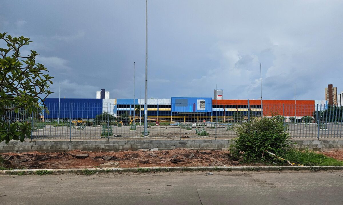 Atacadão vai abrir nova loja no antigo prédio do Hiper da BR-230, que também terá Sam's Club Prédio antigo Hiper da BR-230, será sede do Sam's Club e Atacadão.