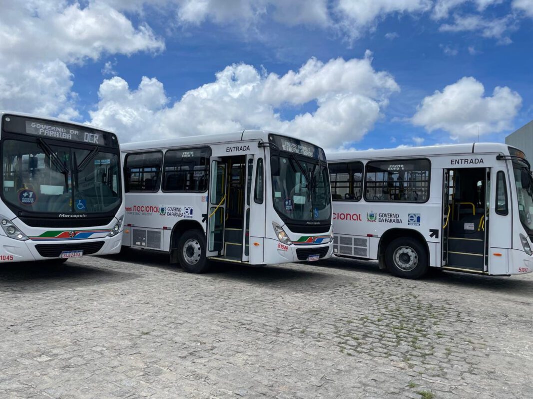 Greve dos motoristas de ônibus em João Pessoa entra para o terceiro dia; audiência acontece hoje Greve dos motoristas de ônibus em João Pessoa entra para o terceiro dia; audiência acontece hoje