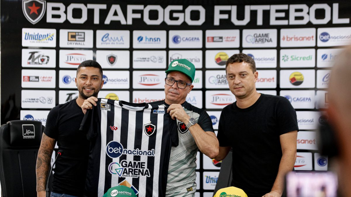 "Balão" de Evaristo Piza irrita diretor do Mixto-MT: "Considerava até ontem um homem sério, hoje não mais" Evaristo Piza deixa diretoria do Mixto-MT revoltada - Foto: Cristiano Santos / Botafogo-PB
