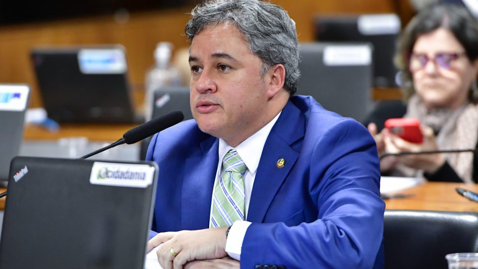 Relator da PEC das Drogas, Efraim Filho confia em maioria para votar contra descriminalização PEC das Drogas