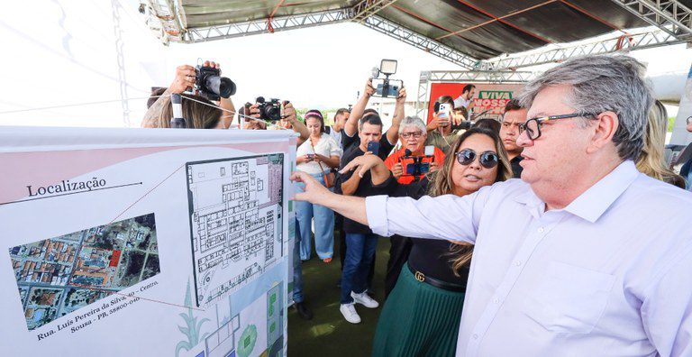 João Azevêdo anuncia implantação do Hospital da Mulher em Sousa, orçado em mais de R$ 75 milhões João Azevêdo anuncia implantação do Hospital da Mulher em Sousa, orçado em mais de R$ 75 milhões